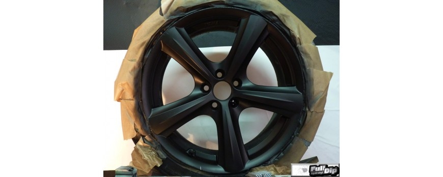 Llanta pintada con Full Dip.